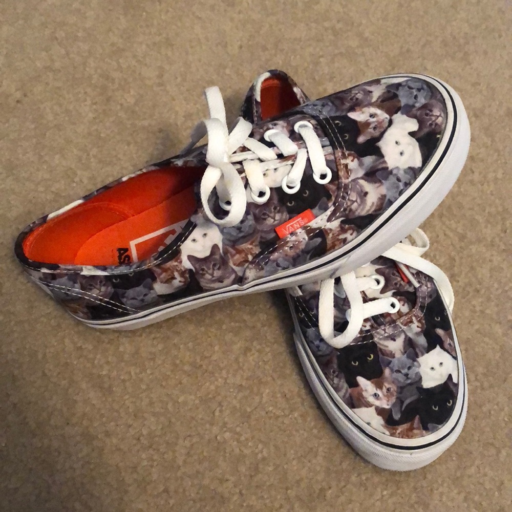 Cat vans